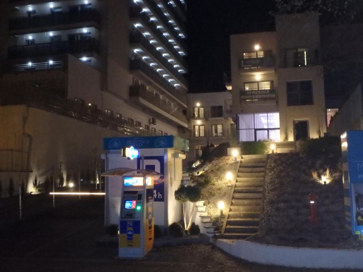 מידזיזדרויה Aparthotel Przy Plazy מראה חיצוני תמונה